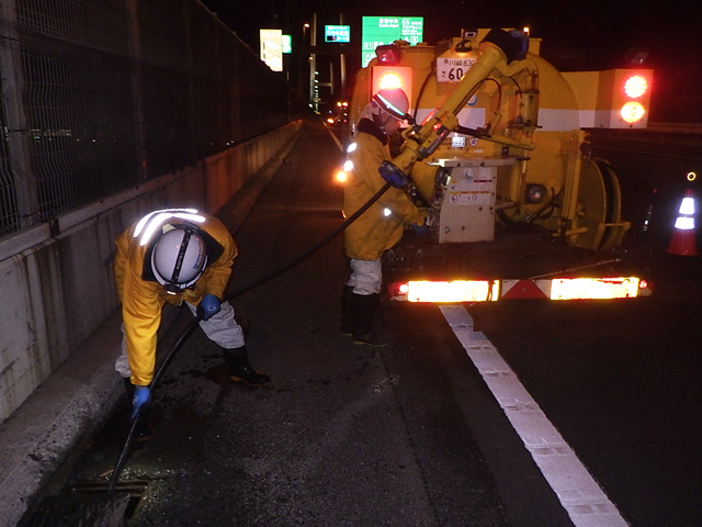 路面清掃車運転手・道路清掃